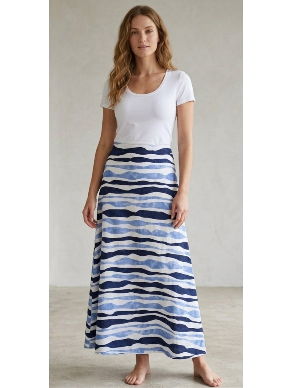 Cece Wavy Striped Skirt Blue & White Size L